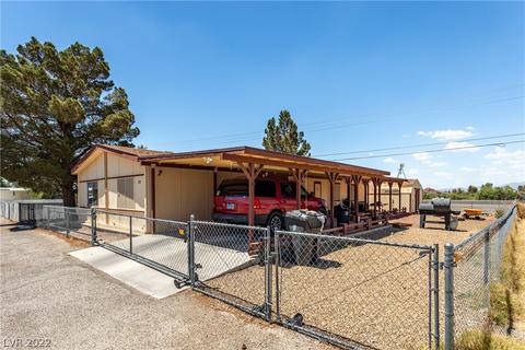 230 W Comstock Cir, Pahrump, NV 89048