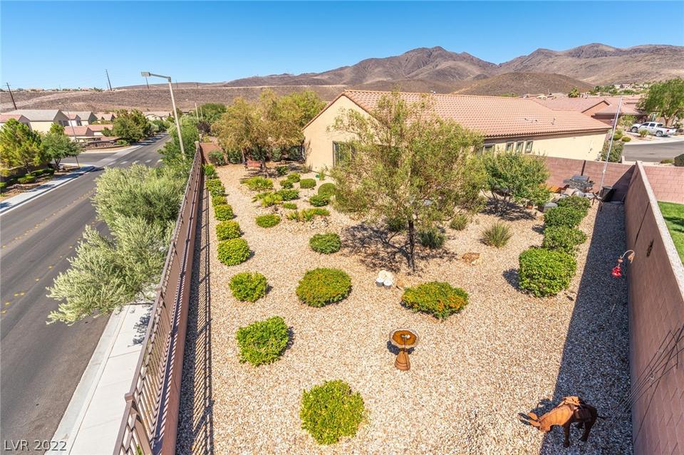  2292 Saint Avertine Ln, Henderson, NV 89044 photo 8