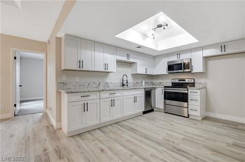 1844 Arbol Verde Way, Las Vegas, NV 89119