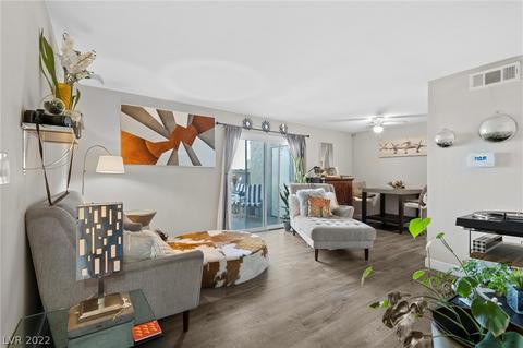 3477 Villa Knolls South Dr, Las Vegas, NV 89120
