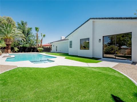7442 Alamo Summit Dr, Las Vegas, NV 89129