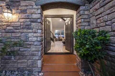 10710 Hobbiton Ave, Las Vegas, NV 89135