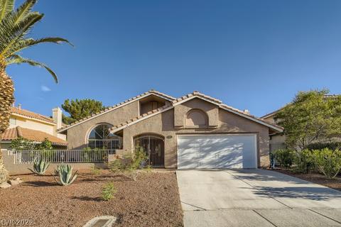 8921 Desert Bay Dr, Las Vegas, NV 89117