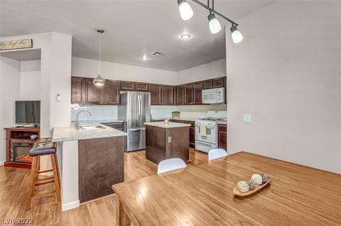 6594 Hulme End Ave, Las Vegas, NV 89139
