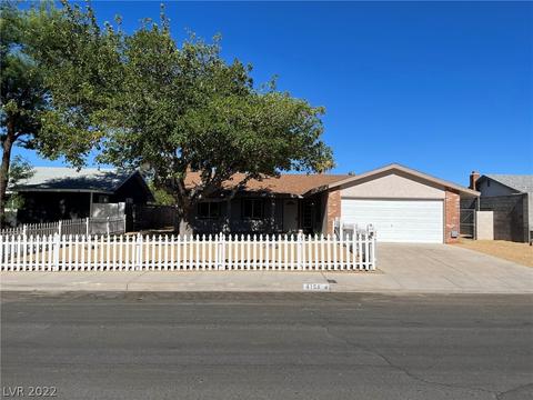 4158 Annie Oakley Dr, Las Vegas, NV 89121