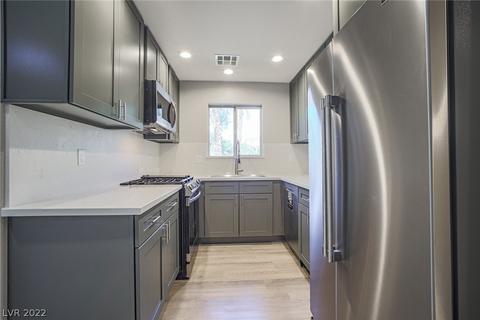 5781 Vulture Peak Trl, Las Vegas, NV 89118