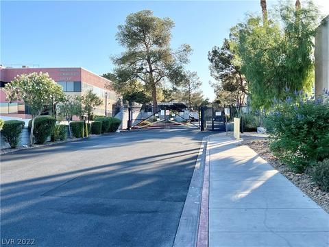 3823 S Maryland Pkwy #J8, Las Vegas, NV 89119