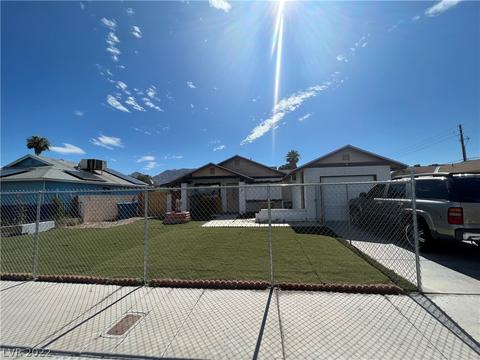 8 Bonnie Ln, Las Vegas, NV 89110