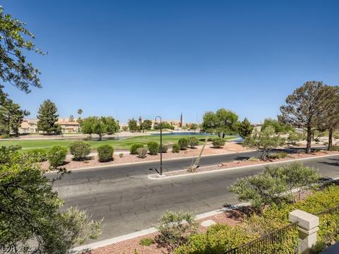 4810 Black Bear Rd #201, Las Vegas, NV 89149
