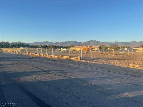 391 S Woodchips Rd, Pahrump, NV 89048