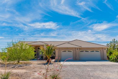 2300 Red Rock Dr, Pahrump, NV 89048