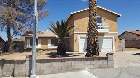 735 Greenway Rd, Henderson, NV 89002