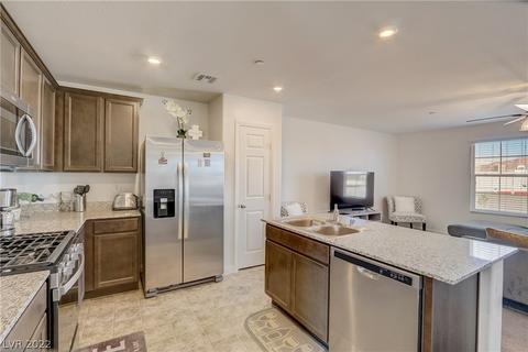 5235 Dubris Dr, Las Vegas, NV 89115