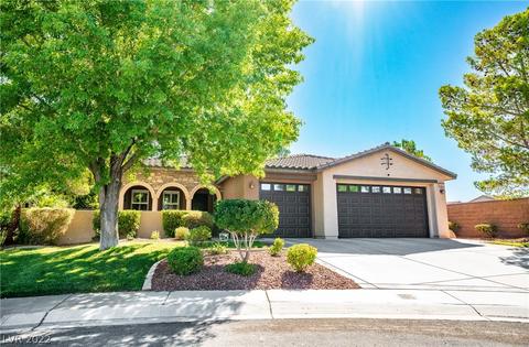 5802 E Ailanto Ave, Pahrump, NV 89061