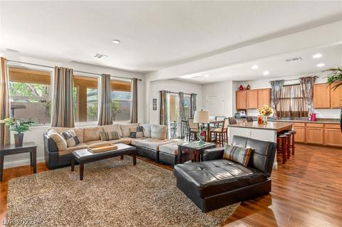 14 Tribute Peak Way, Las Vegas, NV 89148