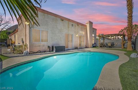 440 Nancy Dr, Henderson, NV 89015