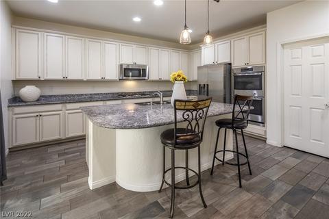 9970 Everlasting Ave, Las Vegas, NV 89178