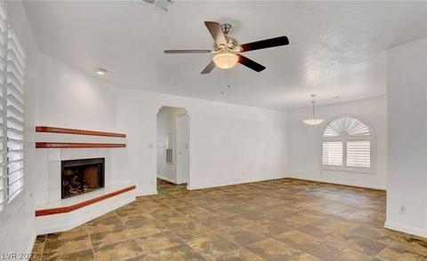 6824 Elm Creek Dr #101, Las Vegas, NV 89108
