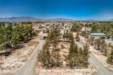 4670 Elizabeth St, Pahrump, NV 89048