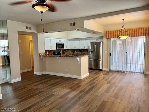 7624 Pacific Hills Ave #103, Las Vegas, NV 89128