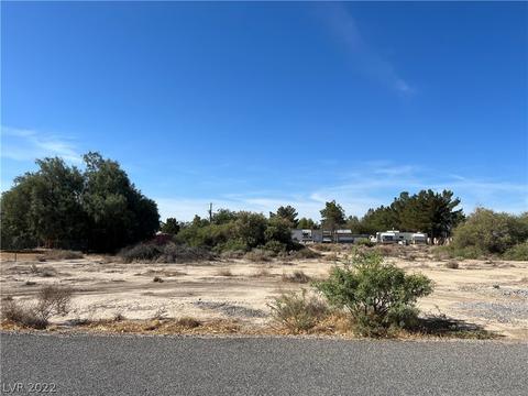 701 W Marie St, Pahrump, NV 89060