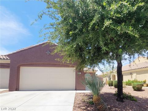 8613 Echo Grande Dr, Las Vegas, NV 89131
