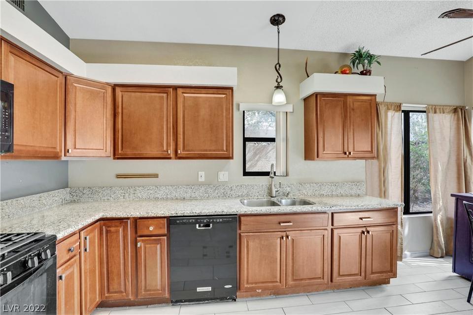  6960 Rusty Nail Way, Las Vegas, NV 89119 photo 14