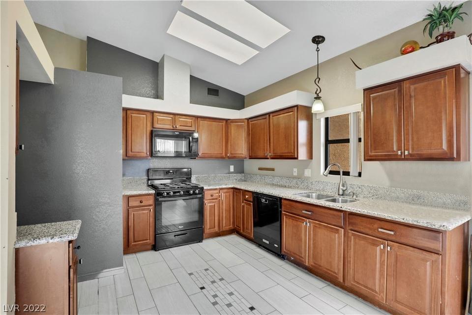  6960 Rusty Nail Way, Las Vegas, NV 89119 photo 15