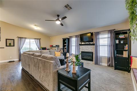 4915 Dunvegan Ct, North Las Vegas, NV 89031