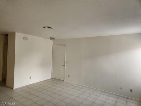 5576 W Rochelle Ave #14B, Las Vegas, NV 89103