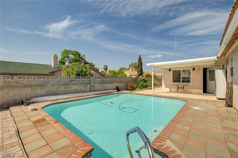 5873 Gold Inlet Dr, Las Vegas, NV 89130