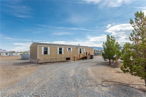 3890 W Donner St, Pahrump, NV 89048