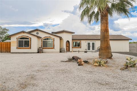 8055 Martingale Ln, Las Vegas, NV 89123