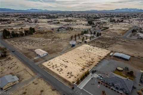 1411 Huckleberry St, Pahrump, NV 89048