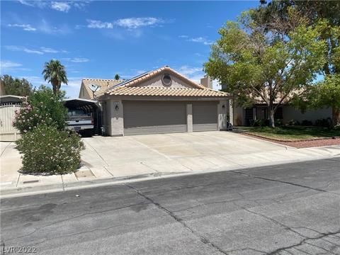 215 Red Coral Dr, Henderson, NV 89002