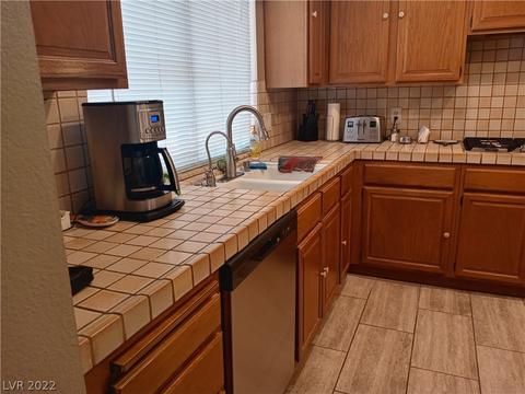 535 Carnforth Dr, Henderson, NV 89014 photo 10