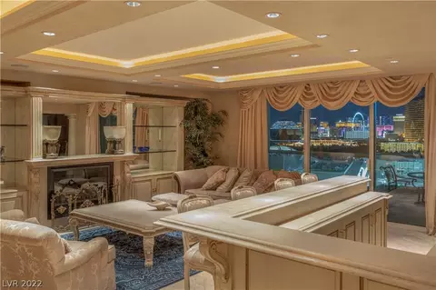 2877 Paradise Rd #2202, Las Vegas, NV 89109