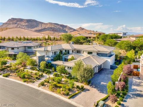 28 Quiet Moon Ln, Las Vegas, NV 89135