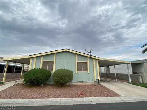 1749 Royal Estates Dr, Las Vegas, NV 89115