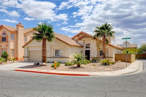 633 Hitchen Post Dr, Henderson, NV 89011