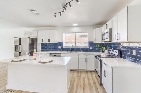 4222 E Russell Rd, Las Vegas, NV 89120