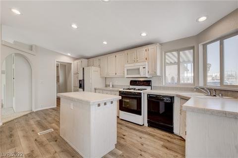 2297 Toiyabe St, Las Vegas, NV 89156
