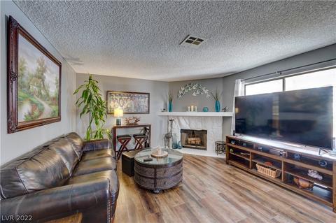 7900 Esterbrook Way #101, Las Vegas, NV 89128
