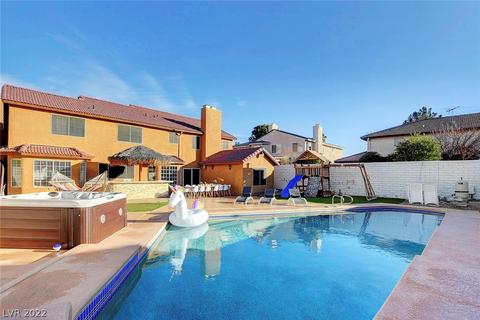 3725 Hildebrand Ln, Las Vegas, NV 89121