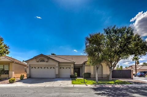 7569 Rainbow Spray Dr, Las Vegas, NV 89131