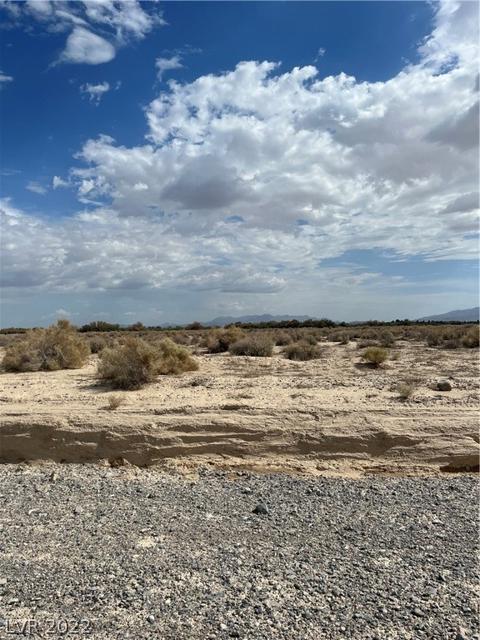 3191 E Roger St, Pahrump, NV 89048