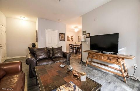 231 W Horizon Ridge Pkwy #716, Henderson, NV 89012