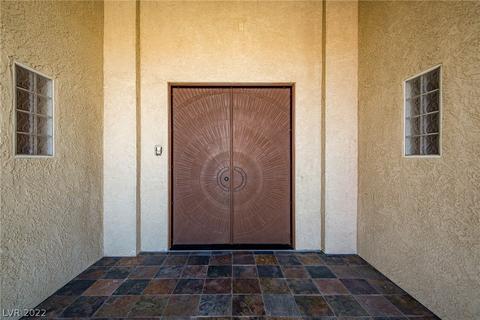 2181 Bayview Loop Dr, Laughlin, NV 89029 photo 4