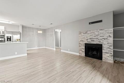 4050 Pacific Harbors Dr #138, Las Vegas, NV 89121