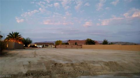 5261 Fairmont St, Pahrump, NV 89061